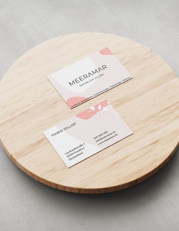 Meeramar Markenentwicklung 3 Free Business Cards Mockup 8 scaled 82329786